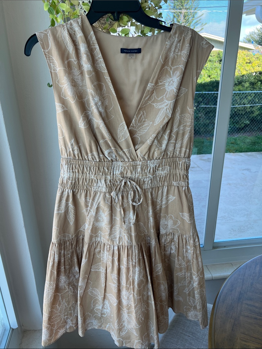 Tommy Hilfiger Beige Floral V-Neck Tiered Mini Dress